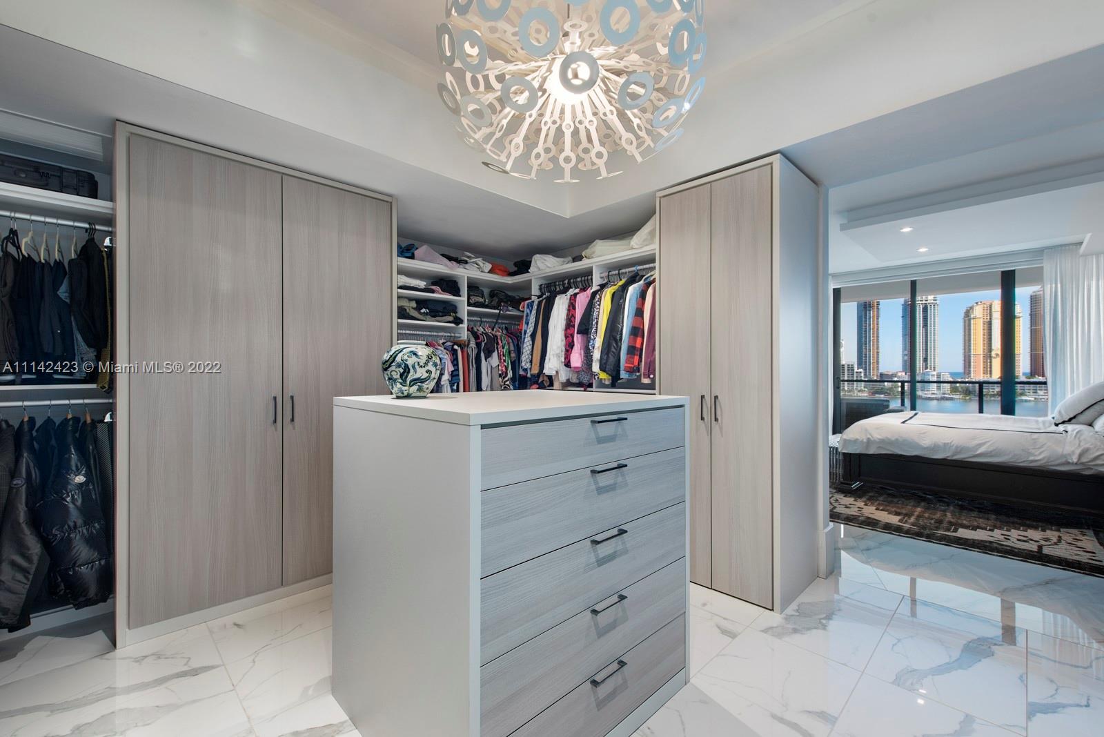 Prive - Residential