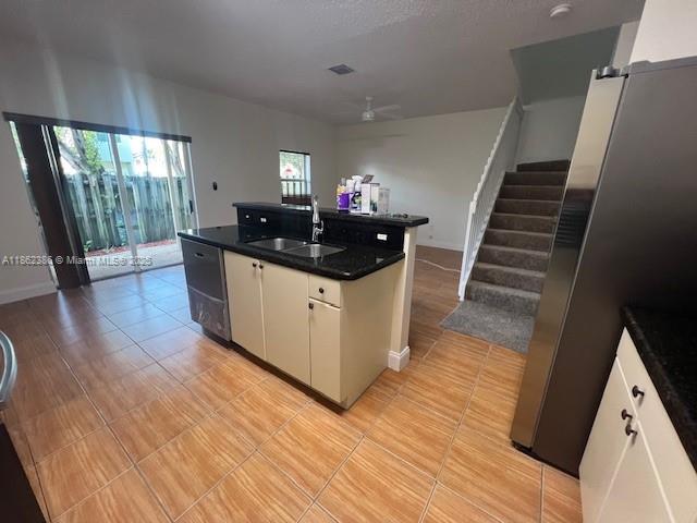 TOWNGATE CONDO THIRTEEN - Residential