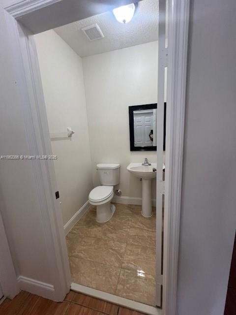 TOWNGATE CONDO THIRTEEN - Residential