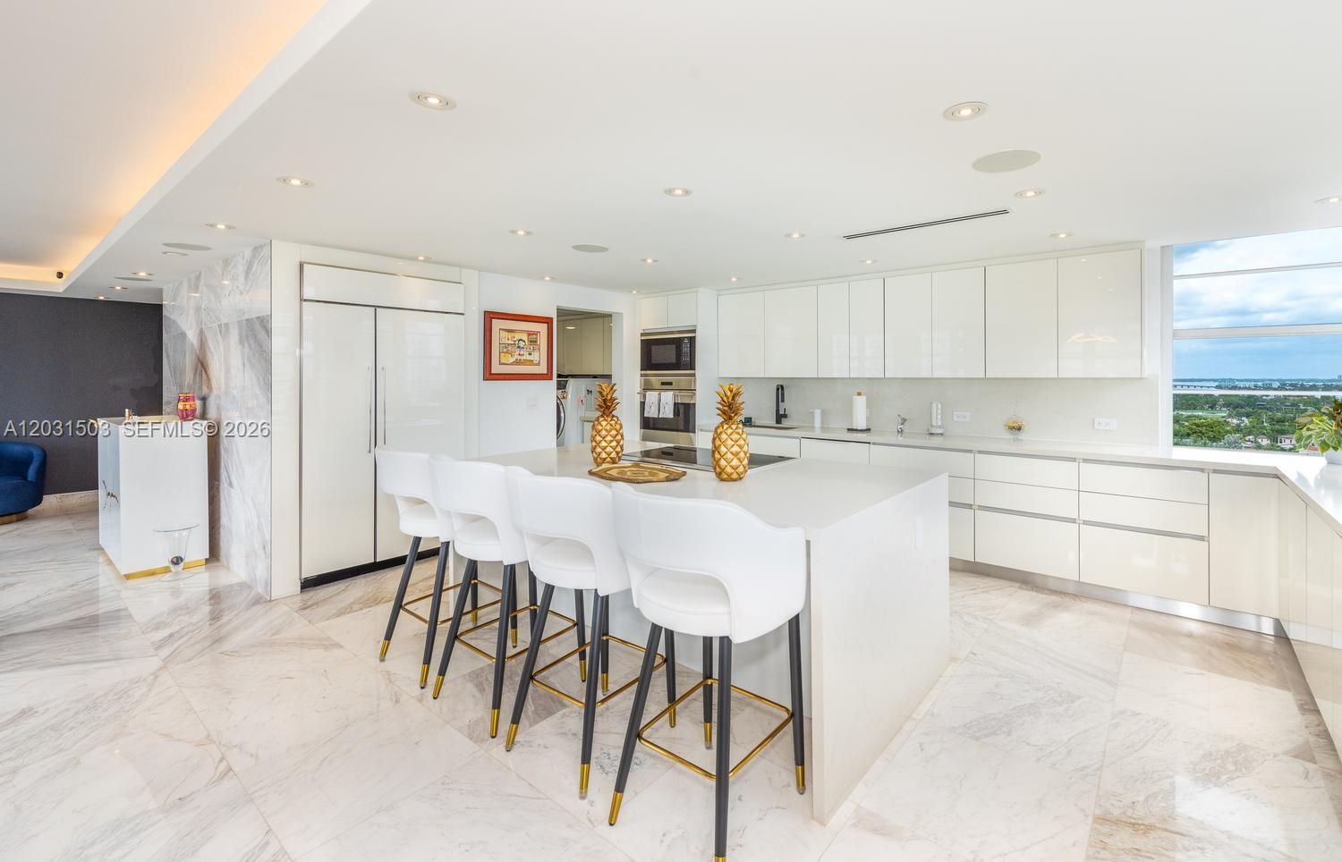 FIFTY SIX-SIXTY COLLINS A - Residential