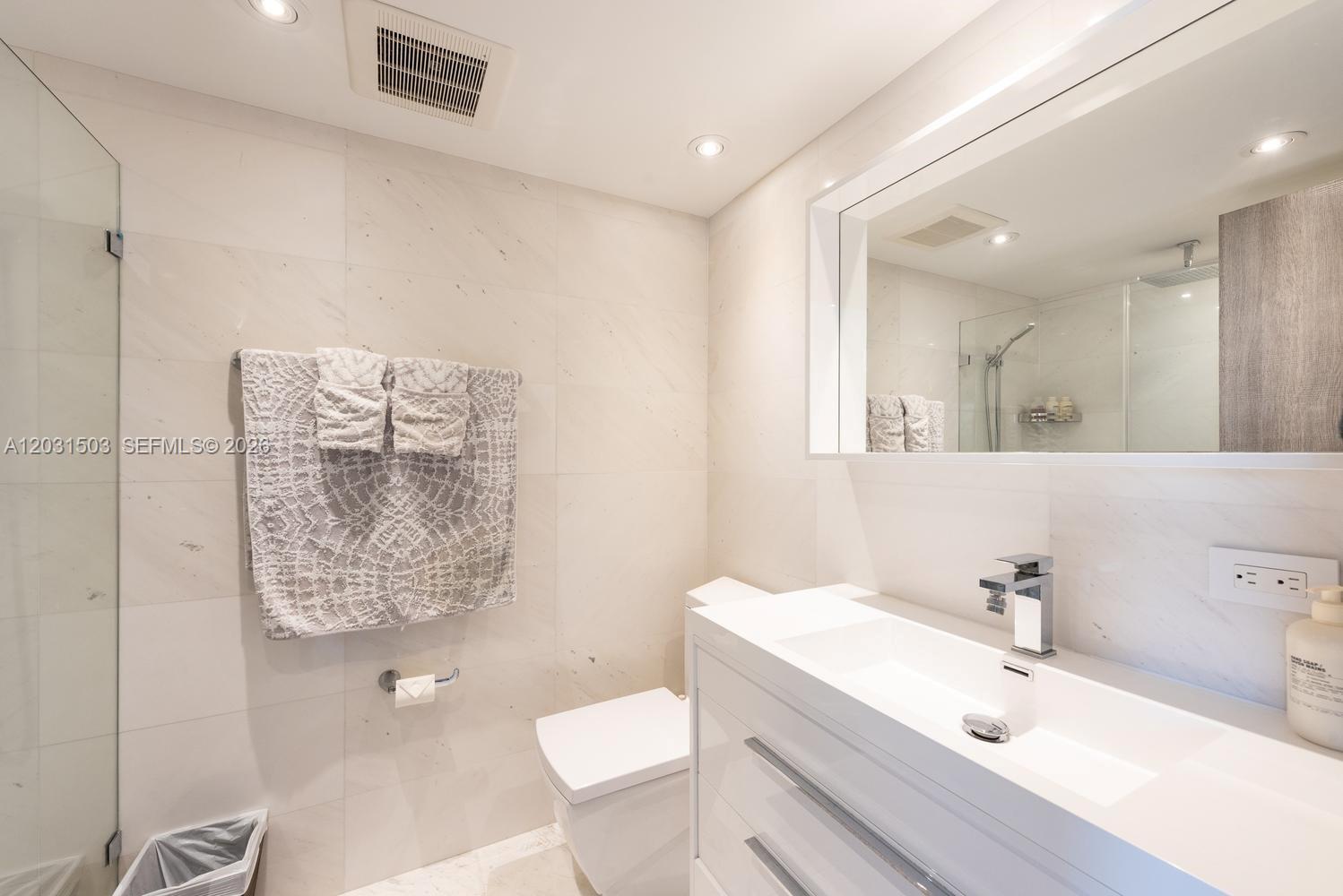 FIFTY SIX-SIXTY COLLINS A - Residential