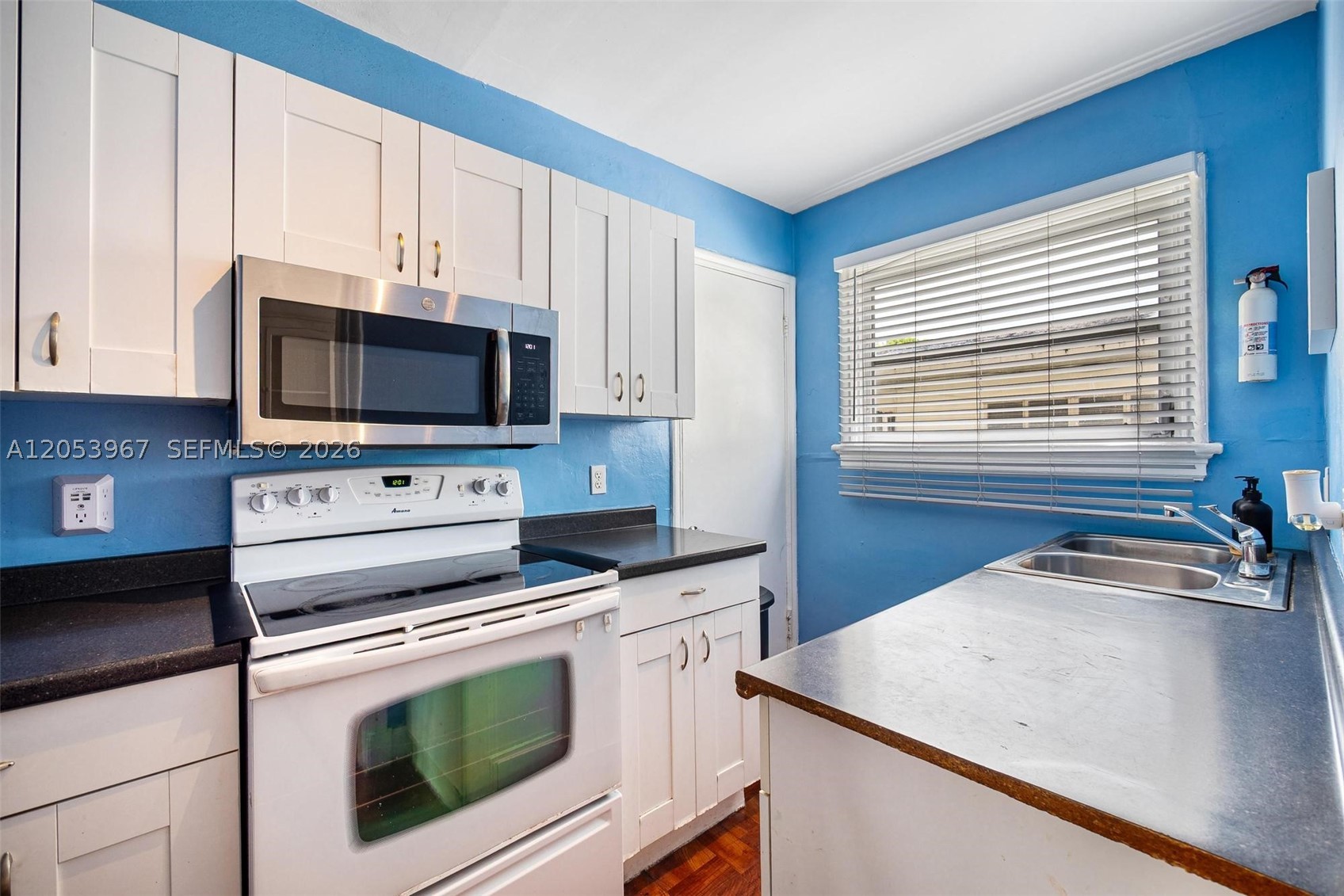C GAB DOUGLAS SEC - Residential Lease