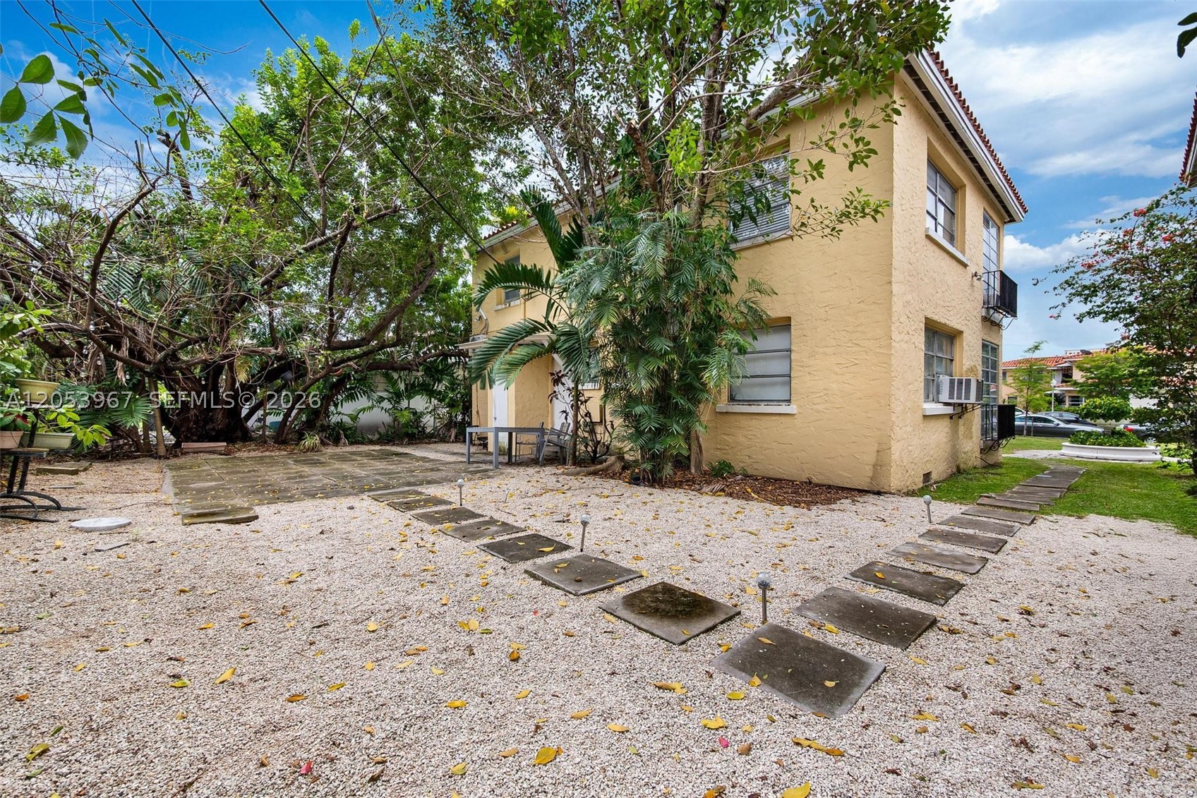 C GAB DOUGLAS SEC - Residential Lease