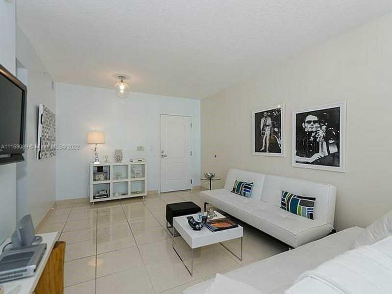 THE COSMOPOLITAN RESIDENC - Residential