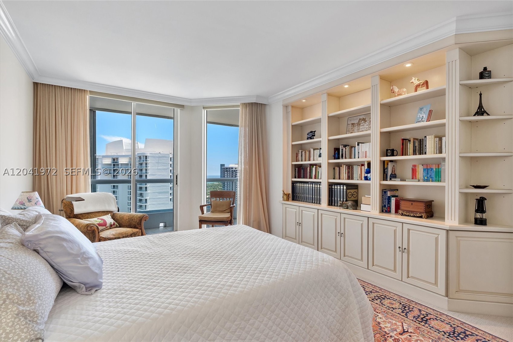 NORTH TOWER AT THE POINT - Residential