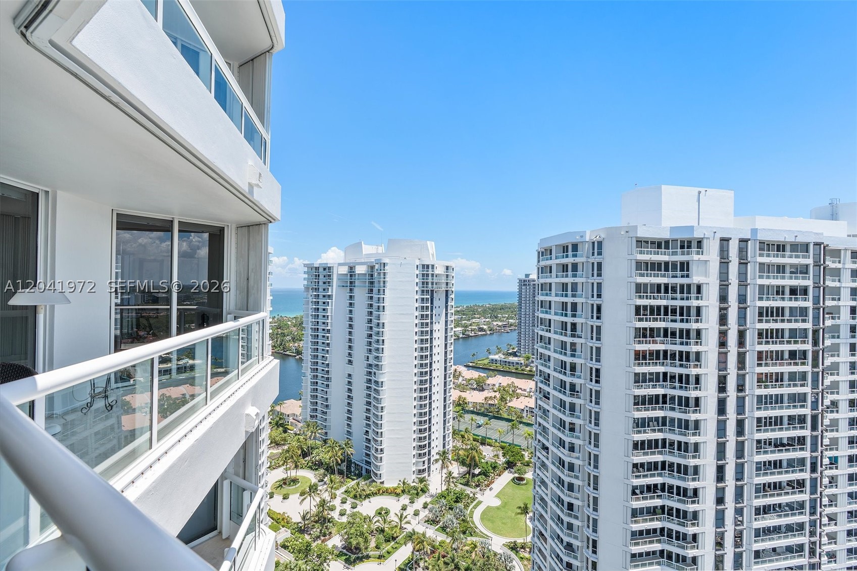 NORTH TOWER AT THE POINT - Residential
