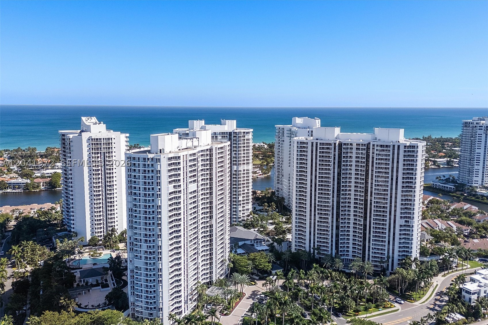 NORTH TOWER AT THE POINT - Residential