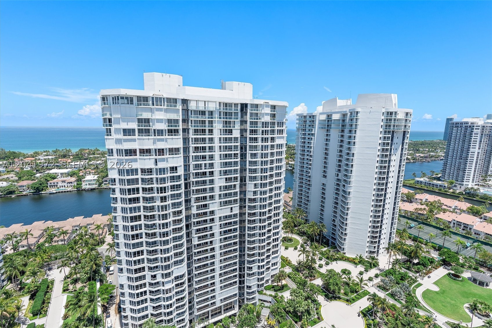 NORTH TOWER AT THE POINT - Residential