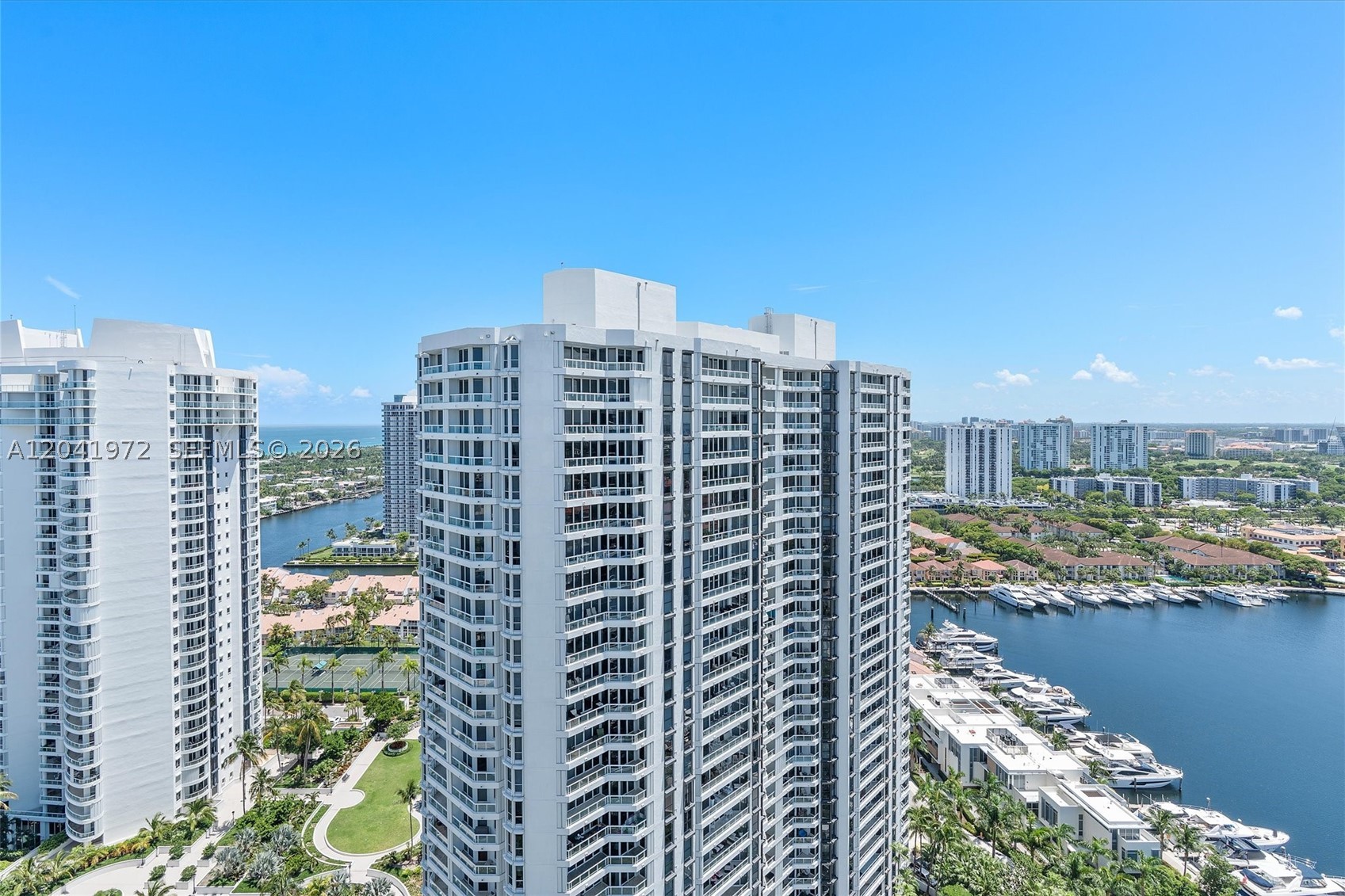 NORTH TOWER AT THE POINT - Residential