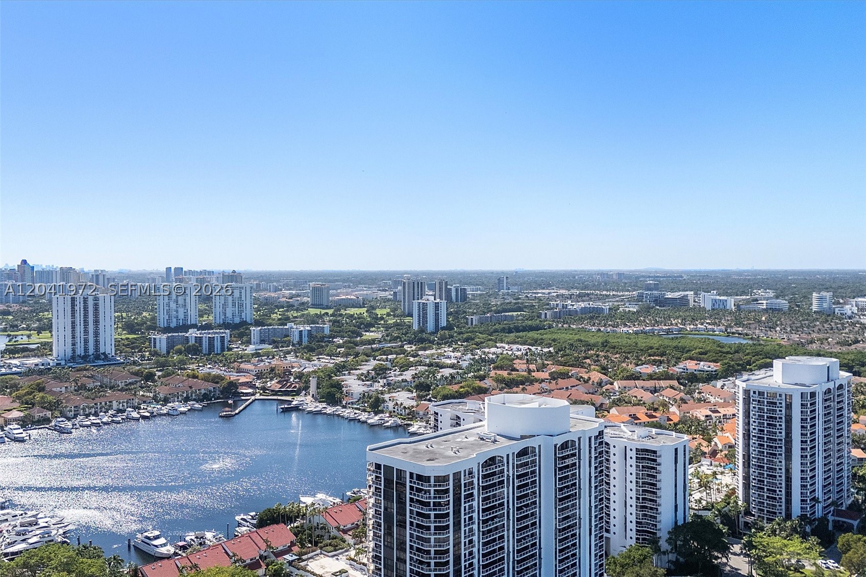 NORTH TOWER AT THE POINT - Residential
