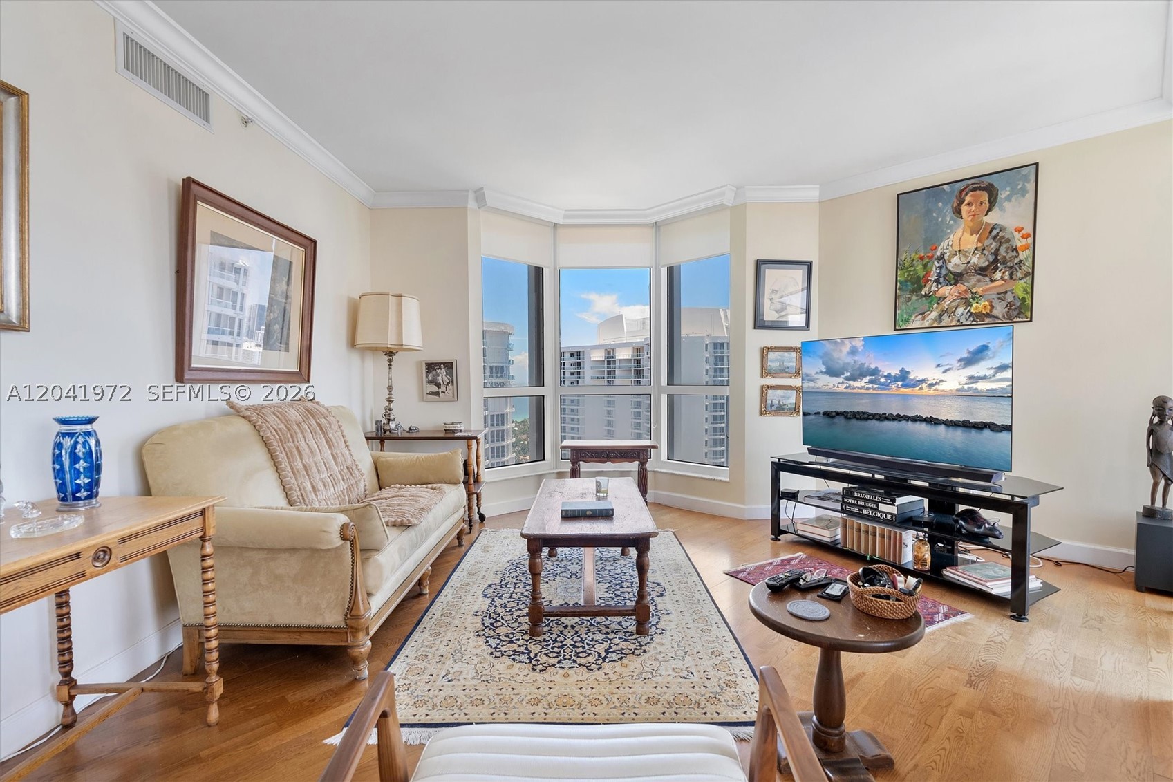 NORTH TOWER AT THE POINT - Residential