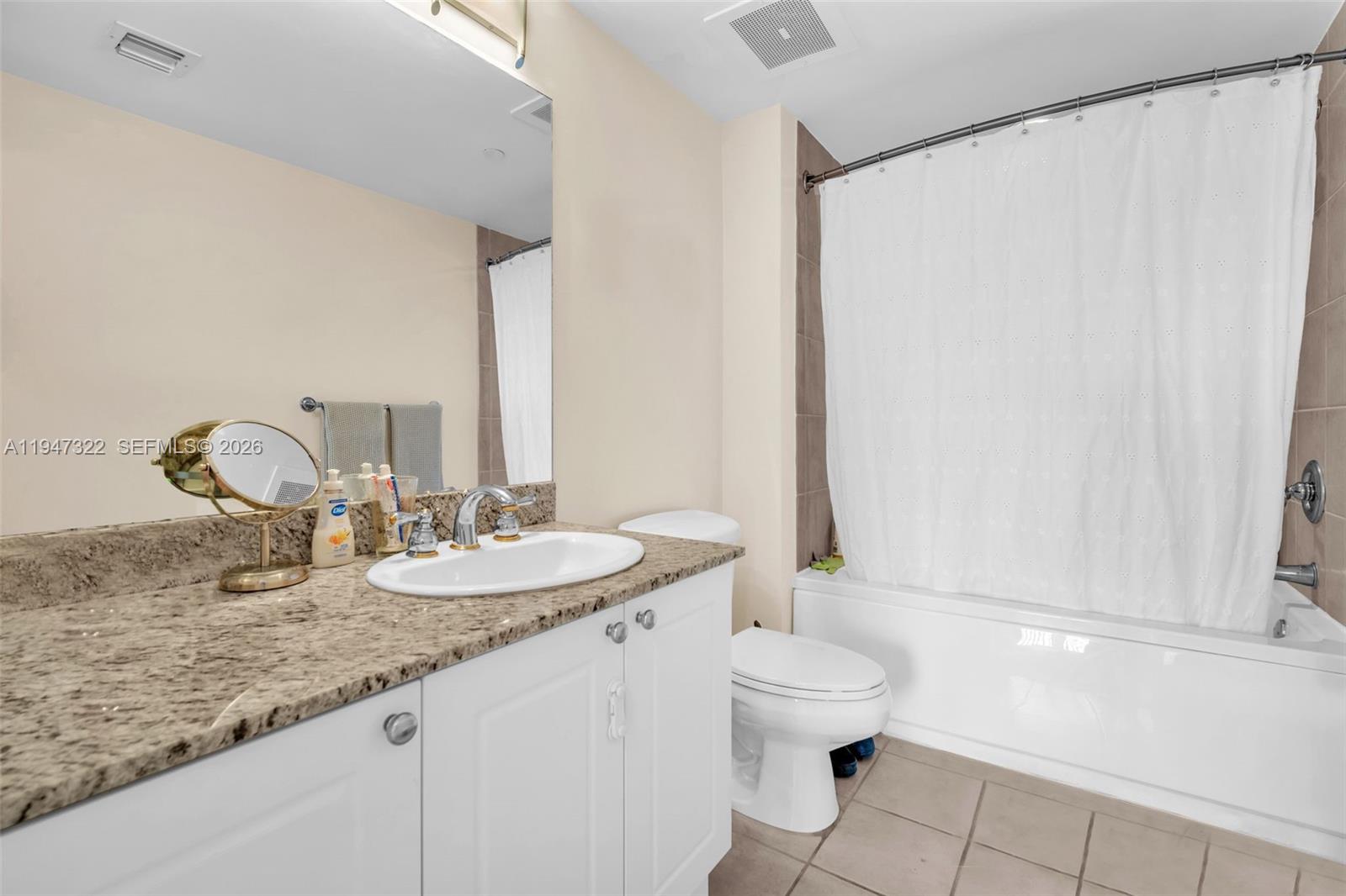 TURNBERRY ON THE GREEN CO - Residential