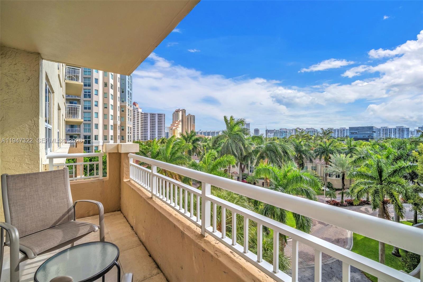 TURNBERRY ON THE GREEN CO - Residential
