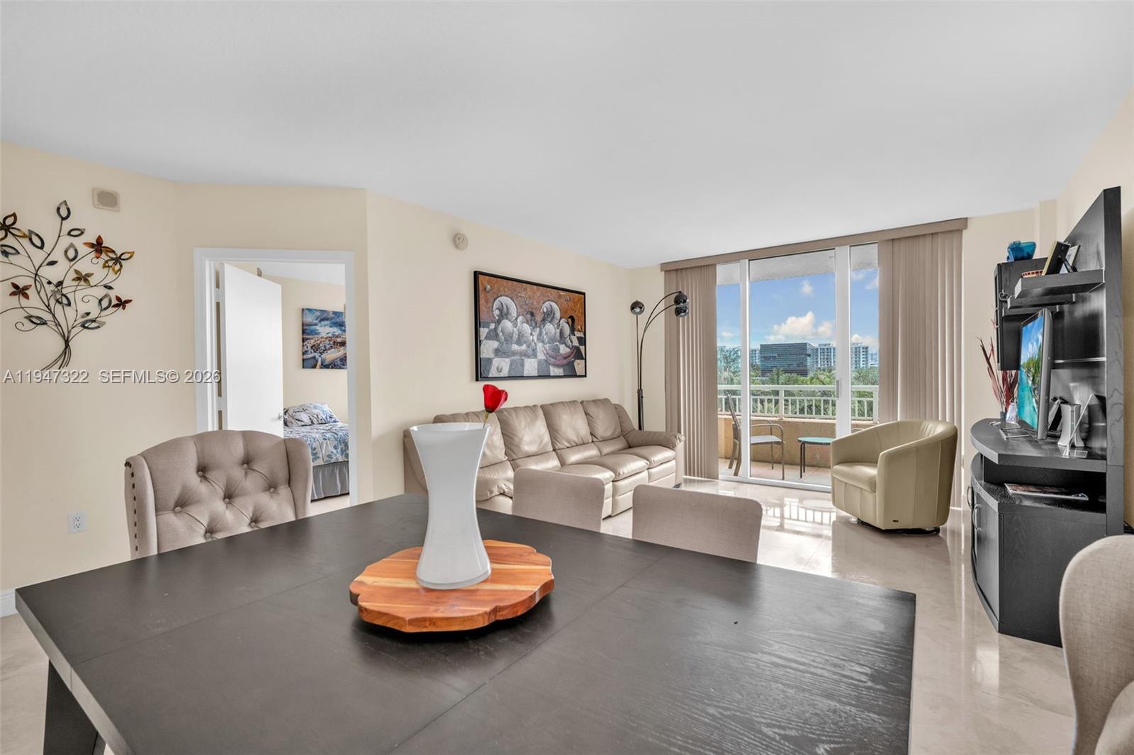 TURNBERRY ON THE GREEN CO - Residential