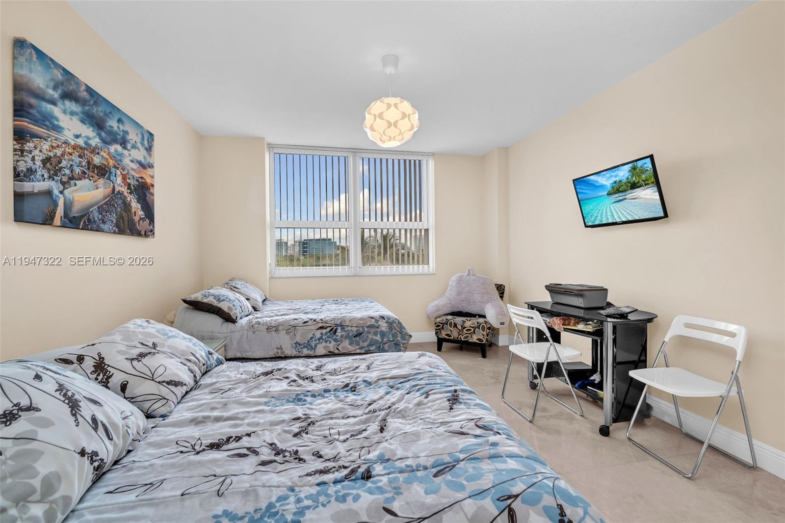 TURNBERRY ON THE GREEN CO - Residential