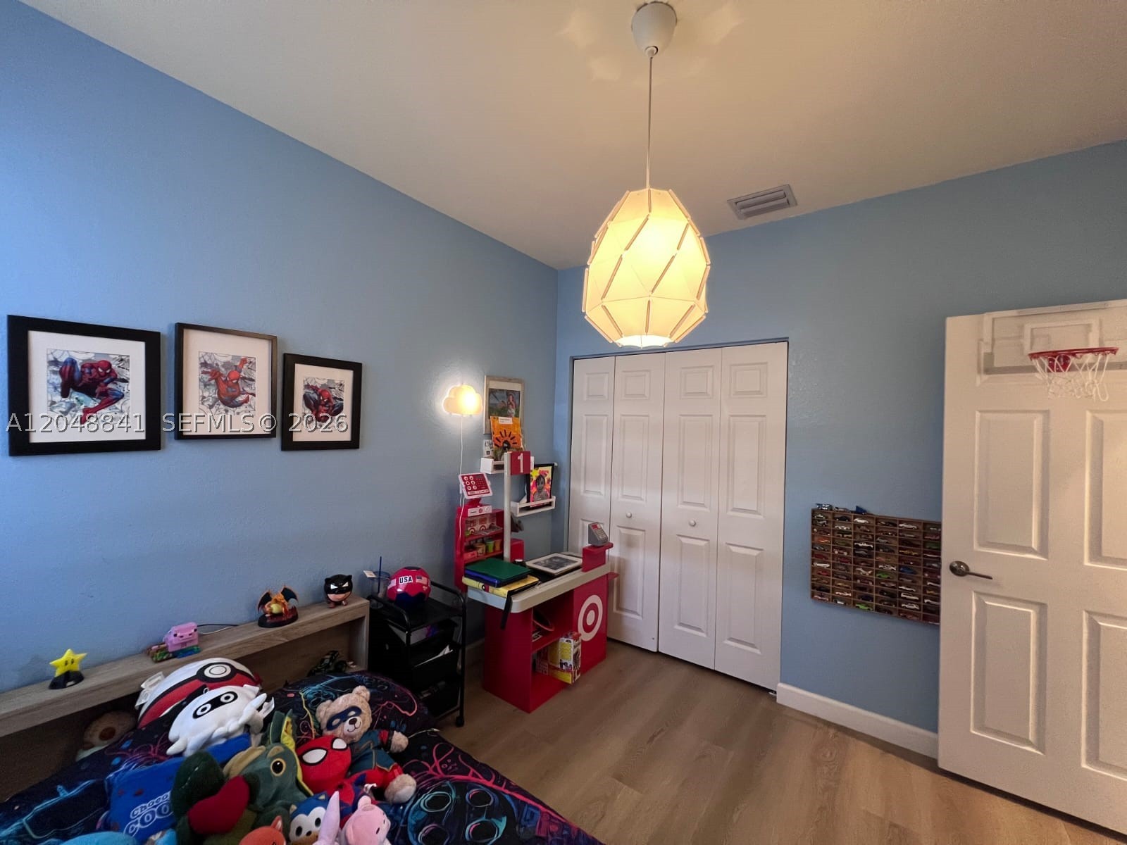 AQUABELLA NORTH REPLAT - Residential Lease