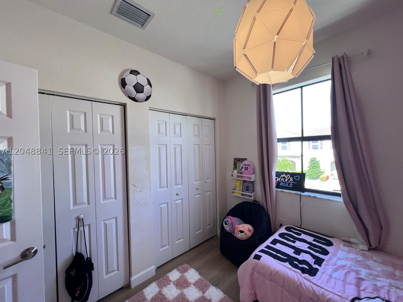 AQUABELLA NORTH REPLAT - Residential Lease