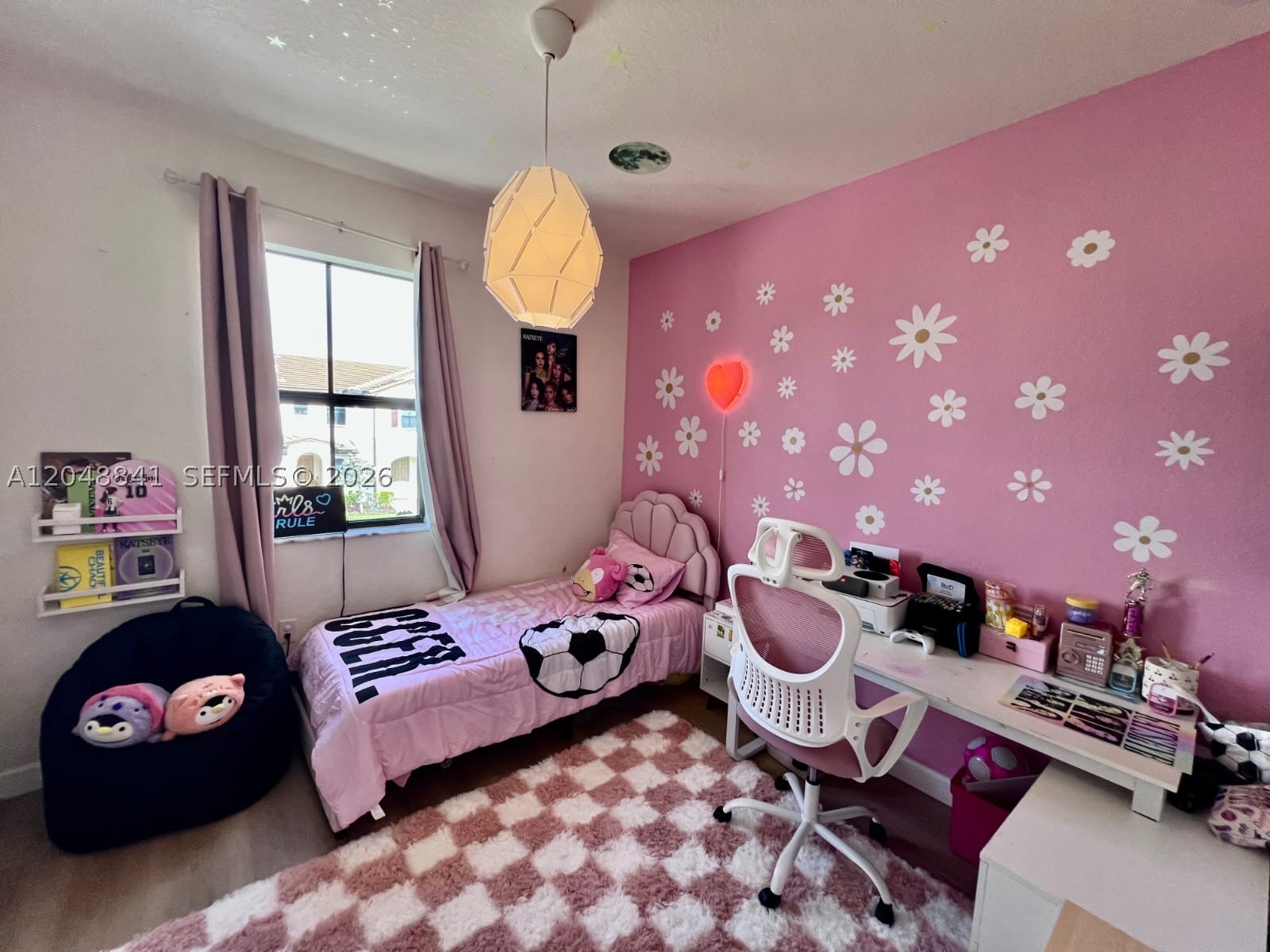 AQUABELLA NORTH REPLAT - Residential Lease