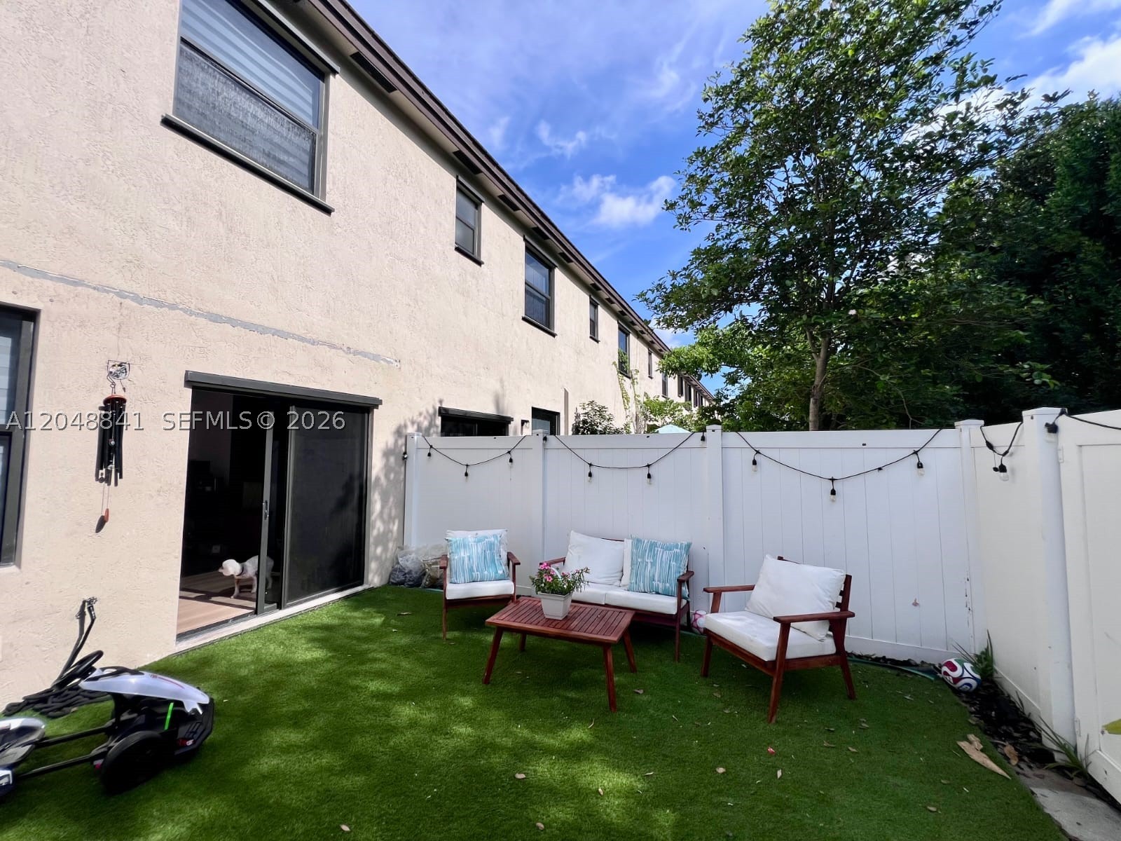 AQUABELLA NORTH REPLAT - Residential Lease