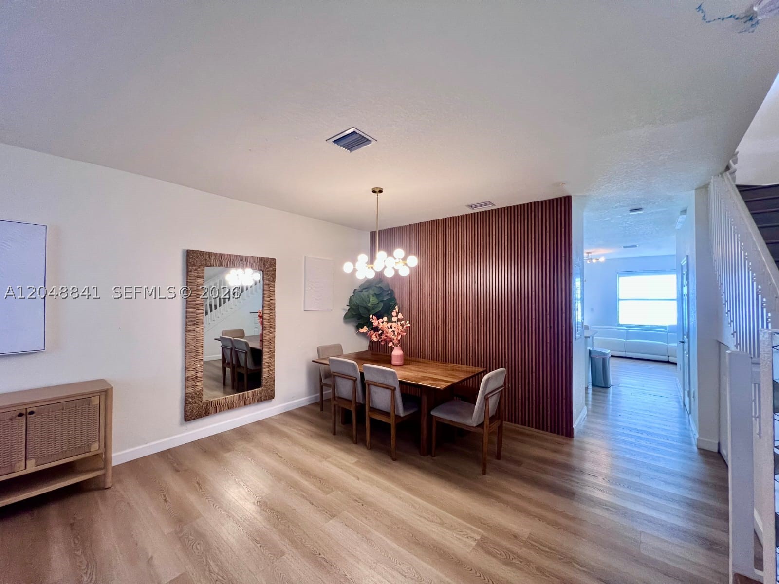 AQUABELLA NORTH REPLAT - Residential Lease