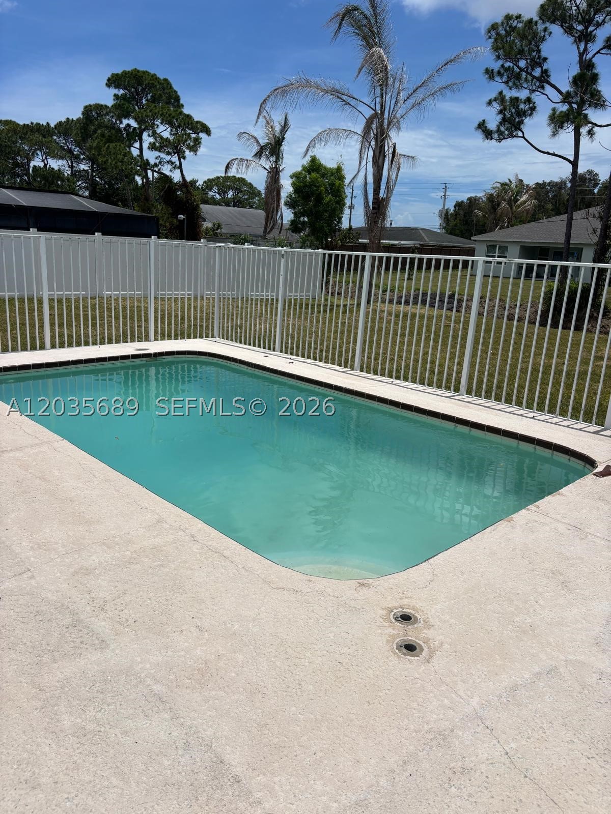 PORT ST LUCIE SECTION 10 - Residential