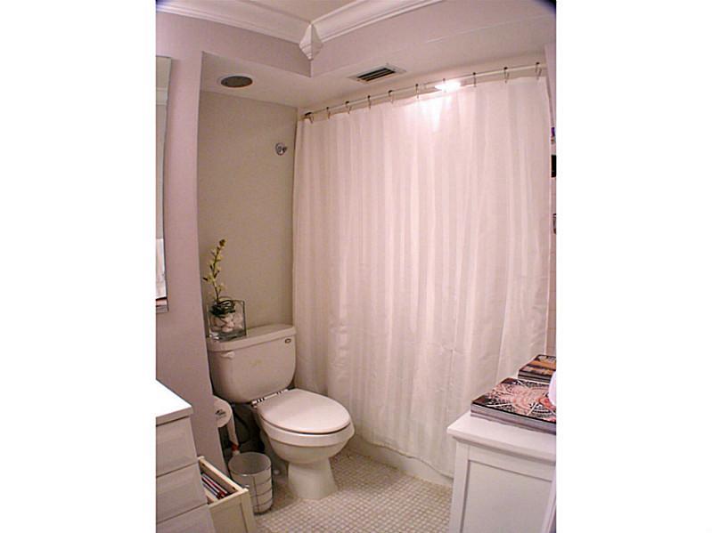 SURF HOUSE CONDO - Residential Lease
