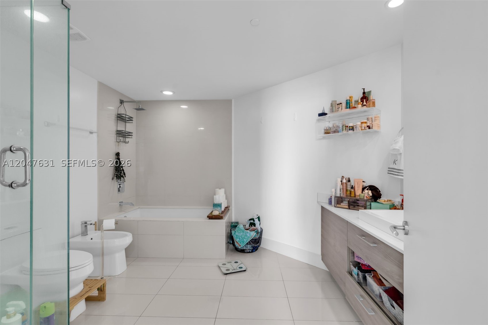 1300 S MIAMI AVENUE CONDO - Residential