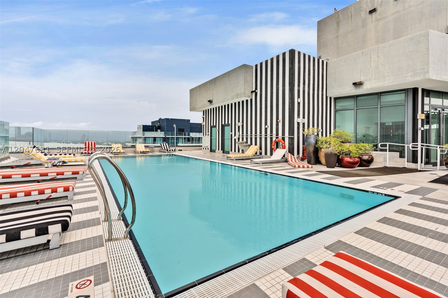 1300 S MIAMI AVENUE CONDO - Residential