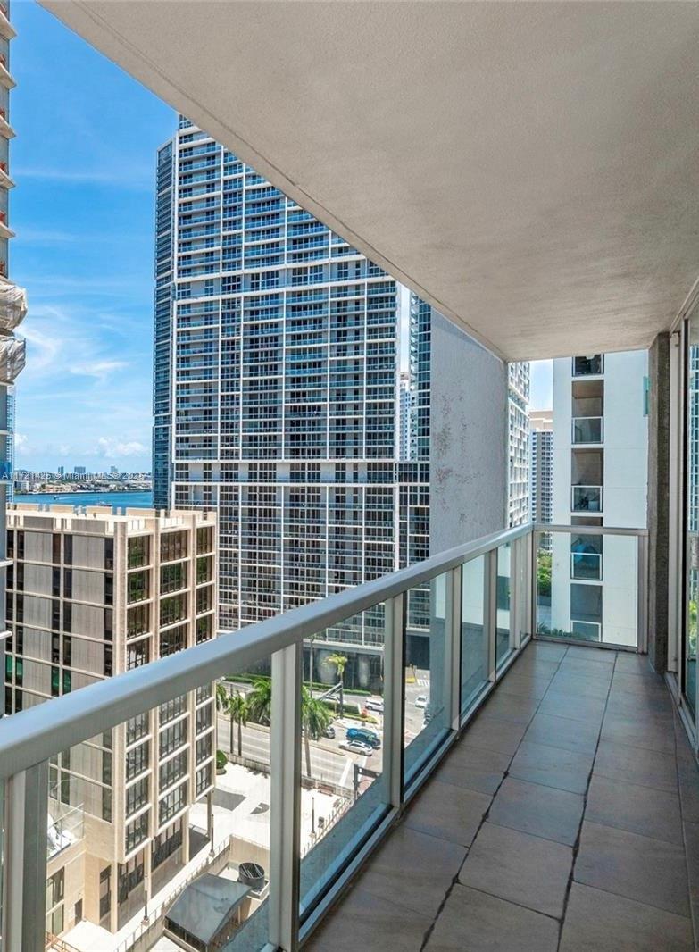500 BRICKELL WEST CONDO - Residential