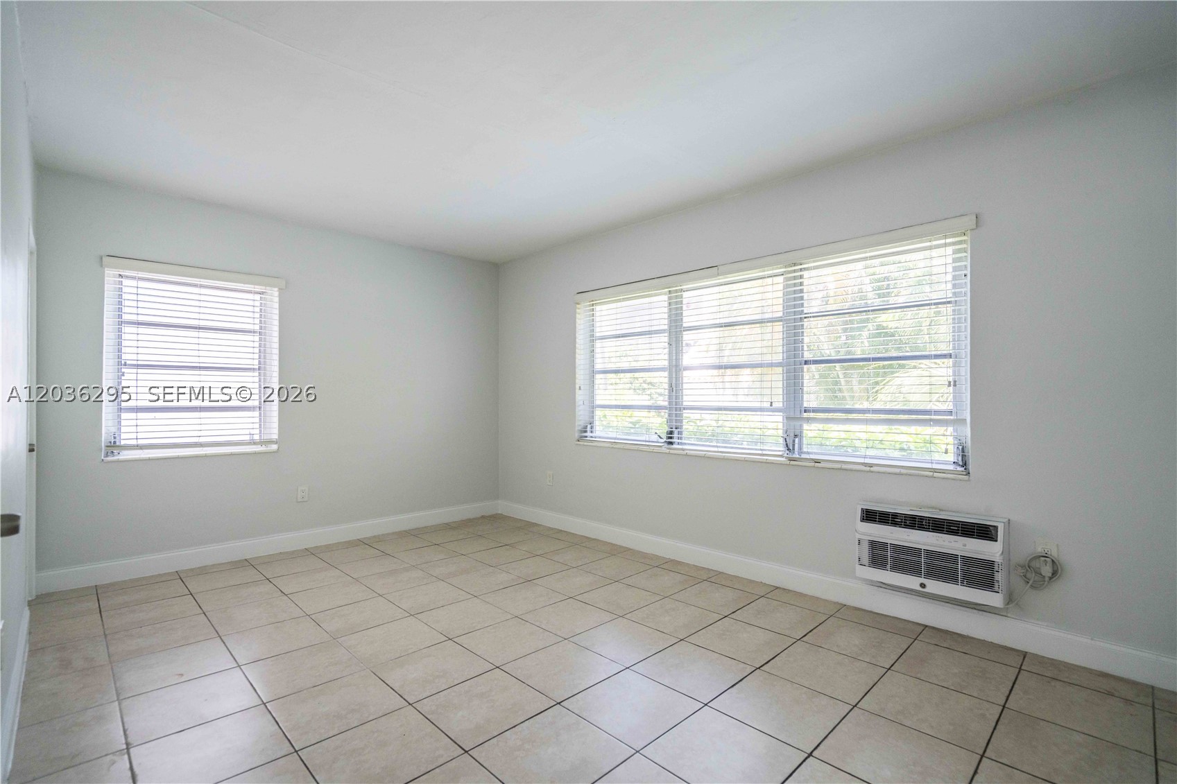 BEACH BAY SUB - Residential Lease