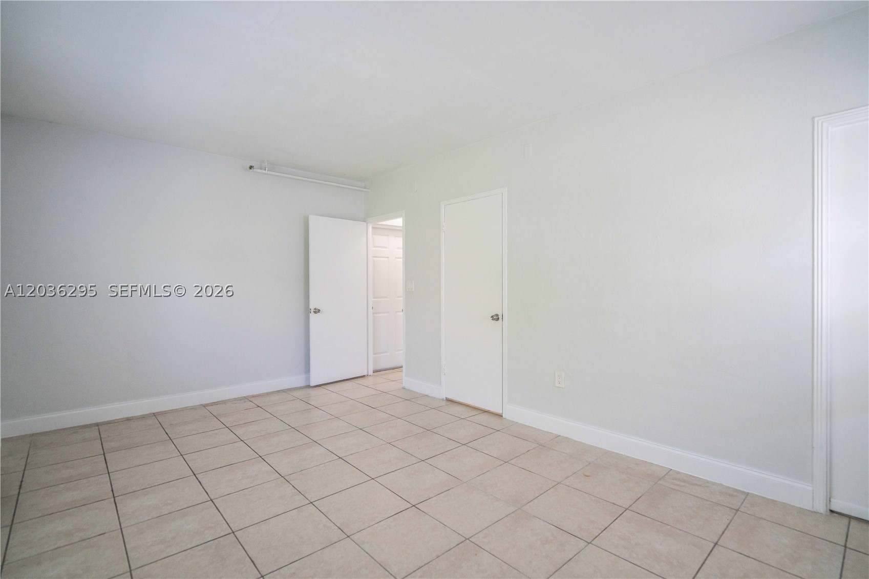 BEACH BAY SUB - Residential Lease