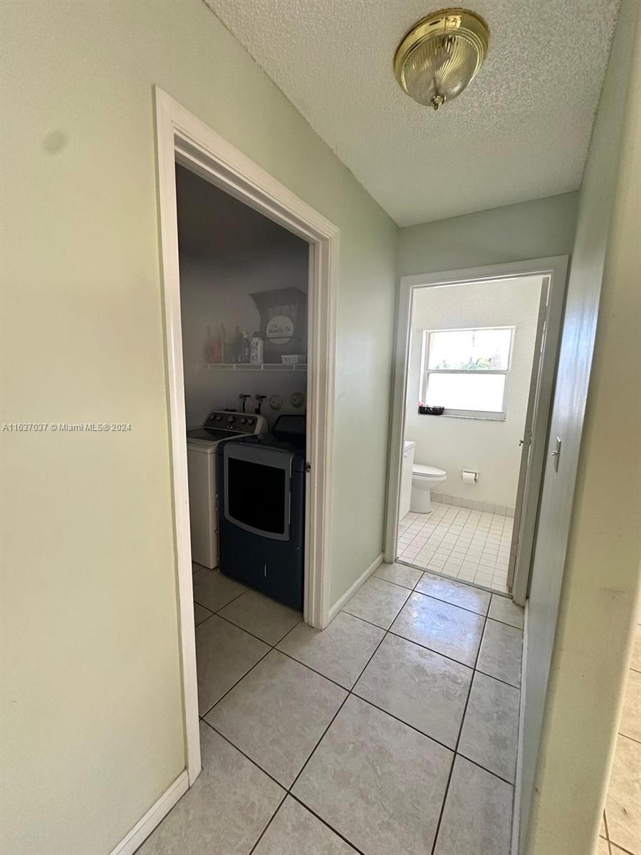 SILVER LAKES AT PEMBROKE - Residential Lease
