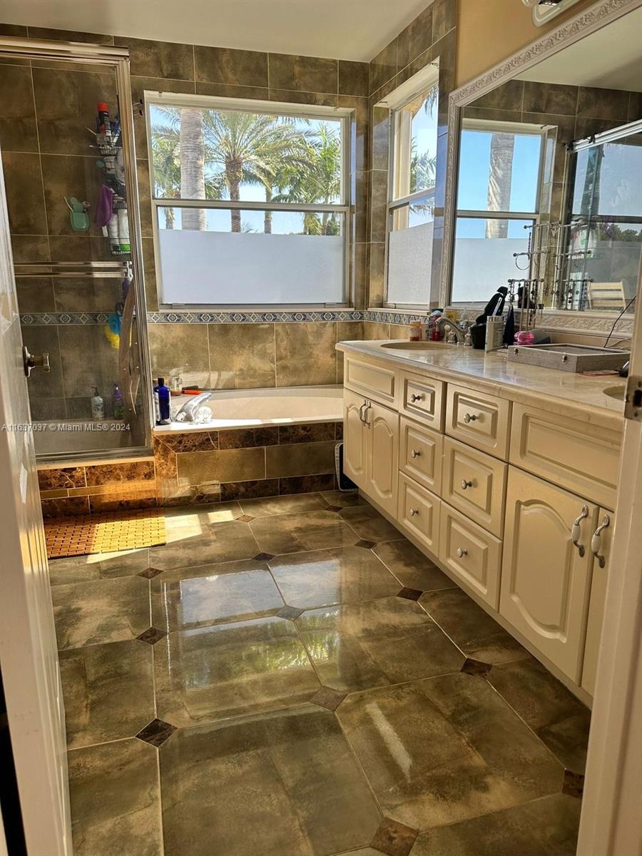 SILVER LAKES AT PEMBROKE - Residential Lease