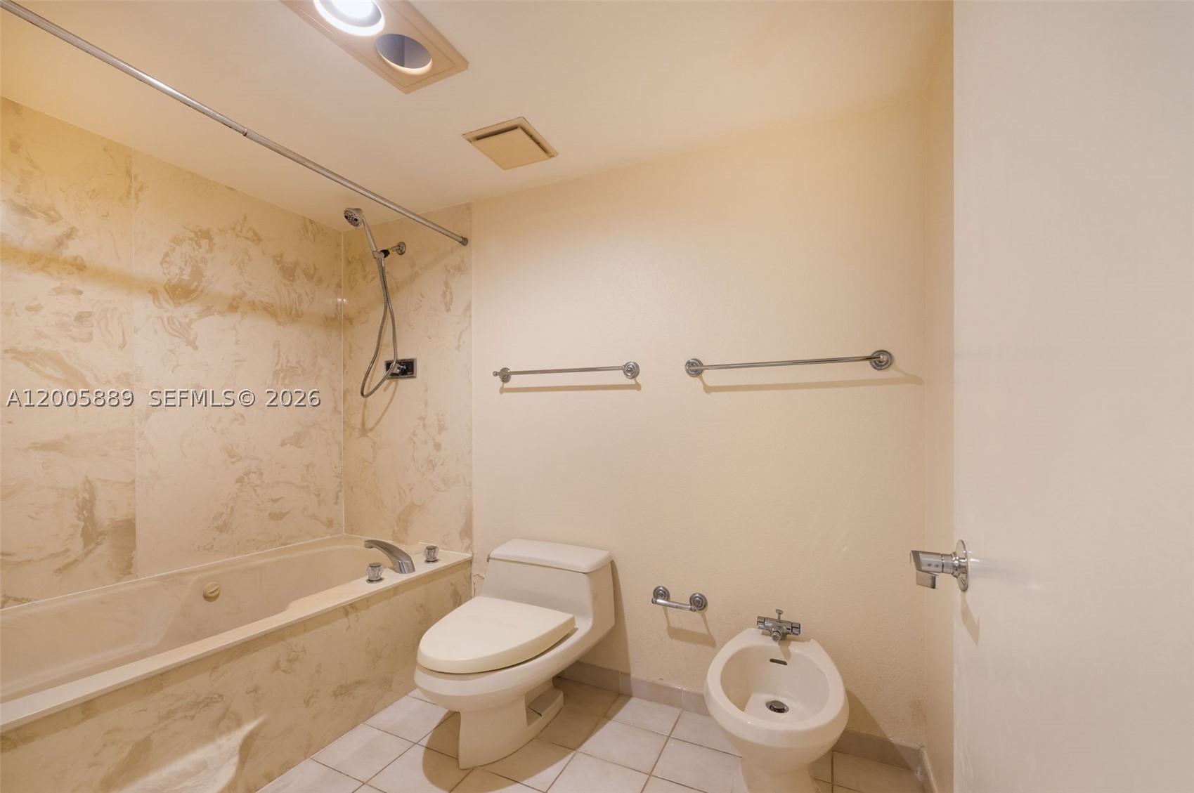 BRICKELL KEY ONE CONDO - Residential