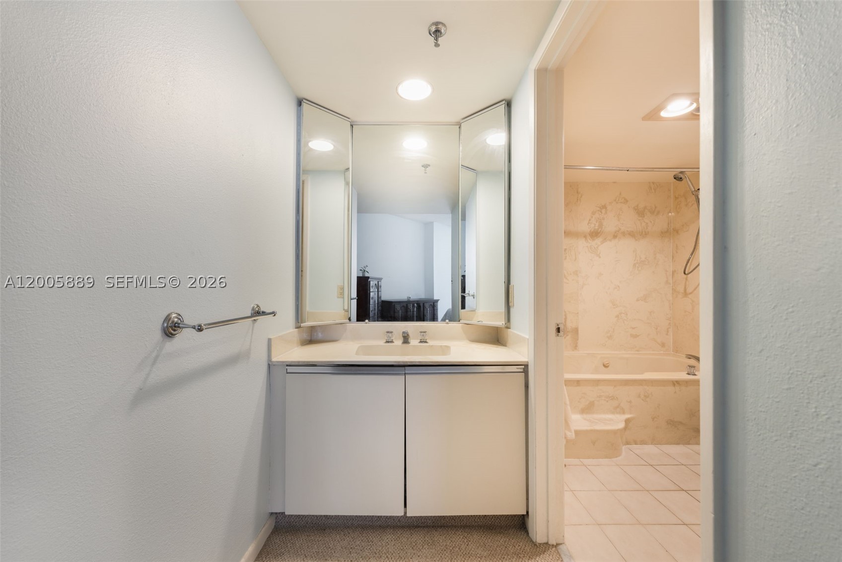 BRICKELL KEY ONE CONDO - Residential