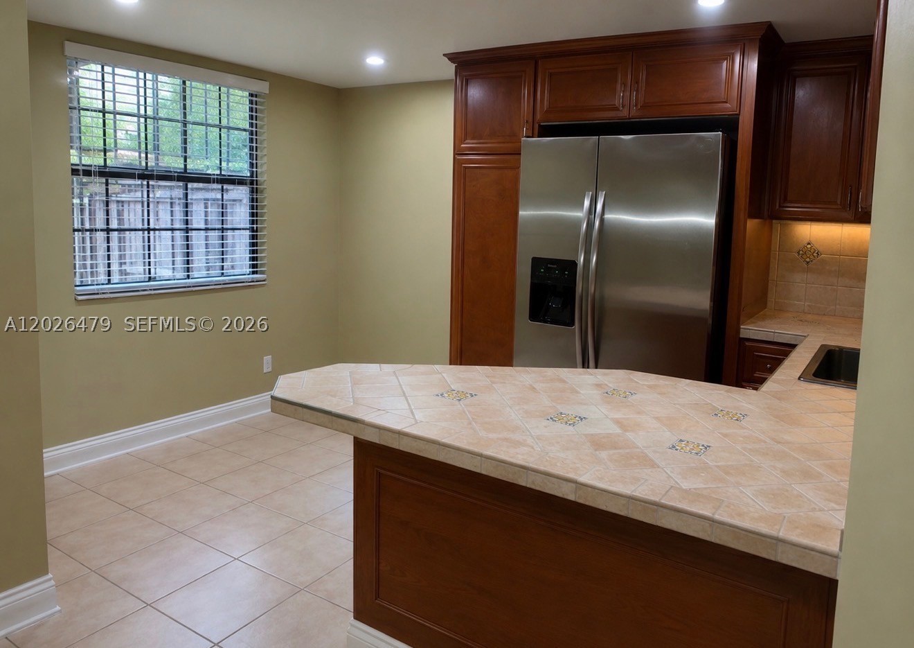 NEW PASEOS CASTELLANOS - Residential