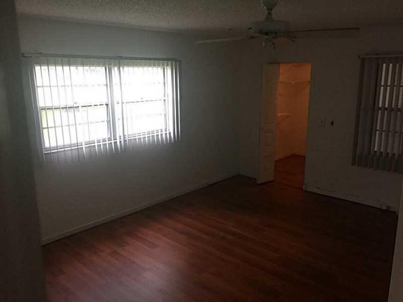 KINGSLEY AT CENTURY VILLA - Residential Lease