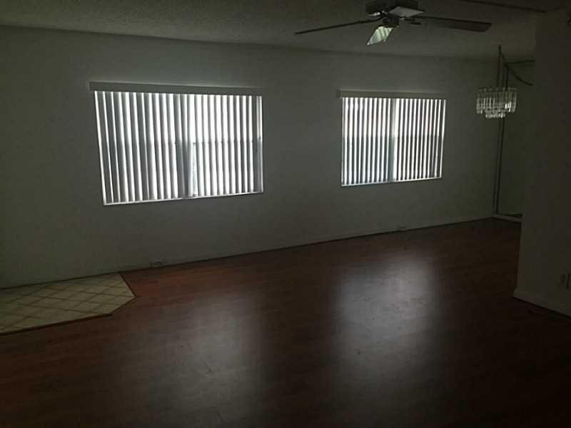 KINGSLEY AT CENTURY VILLA - Residential Lease