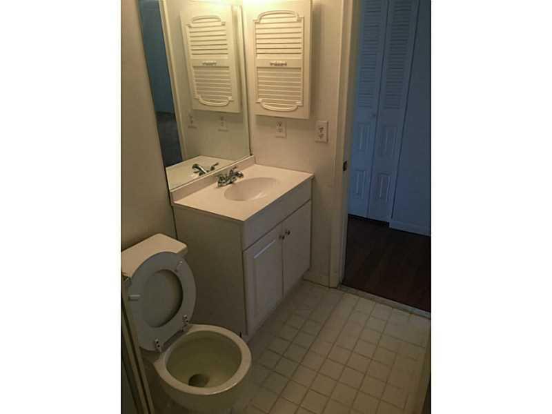 KINGSLEY AT CENTURY VILLA - Residential Lease
