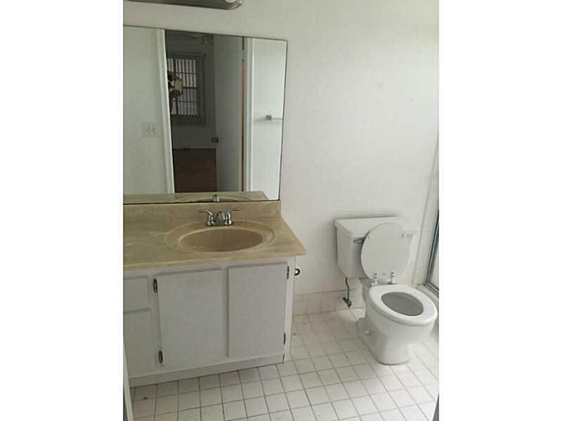 KINGSLEY AT CENTURY VILLA - Residential Lease