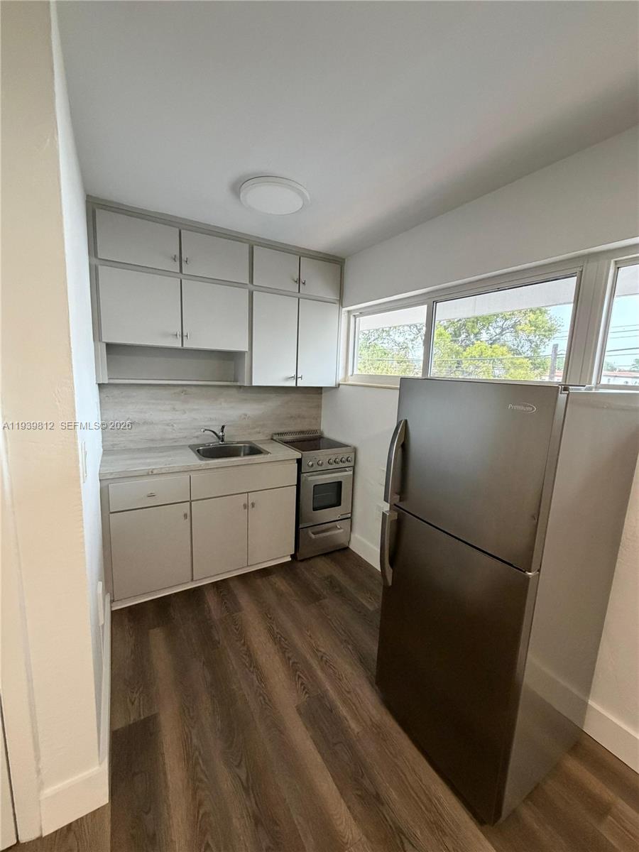 CORAL GABLES SEC L - Residential Lease
