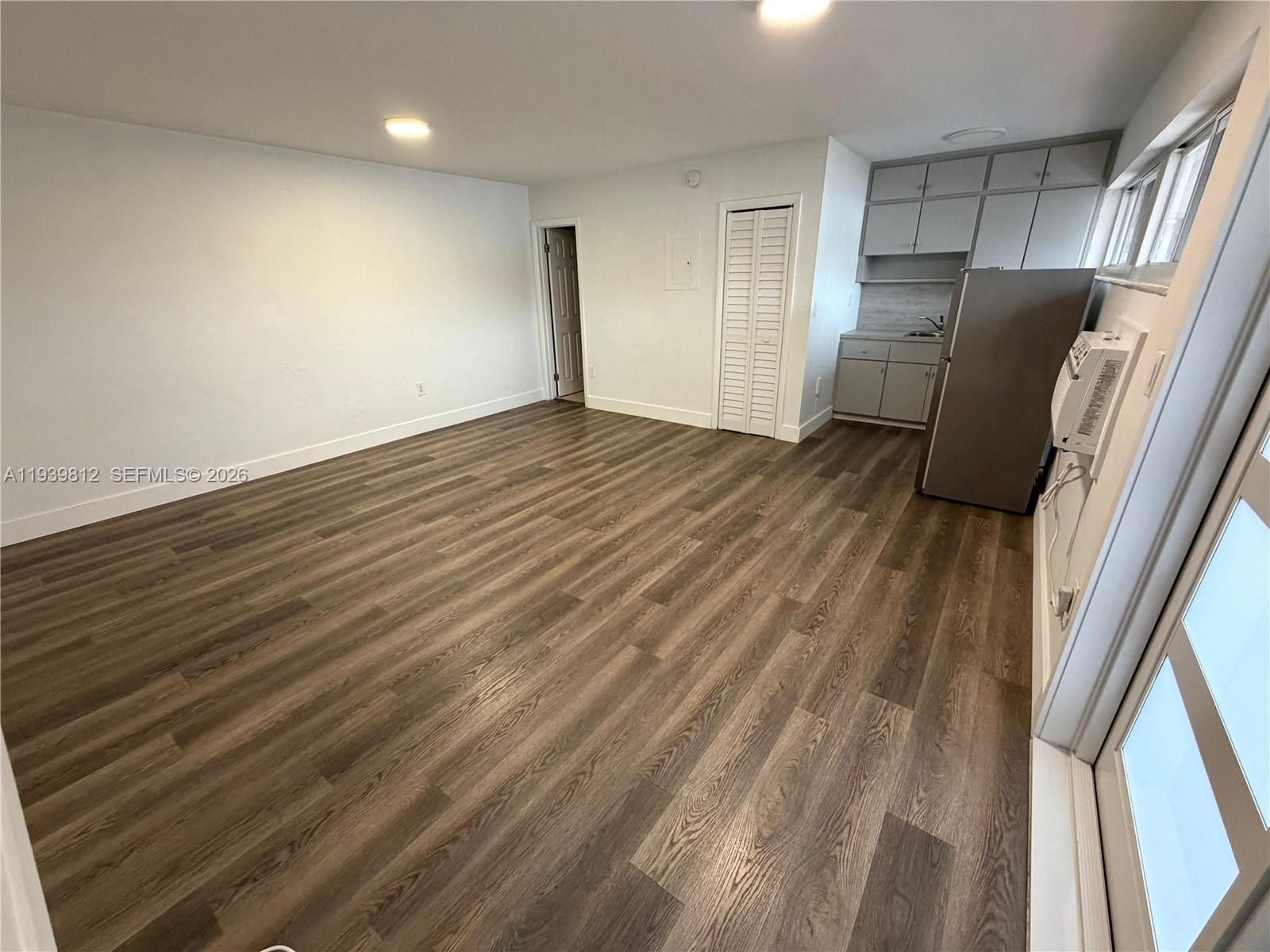 CORAL GABLES SEC L - Residential Lease
