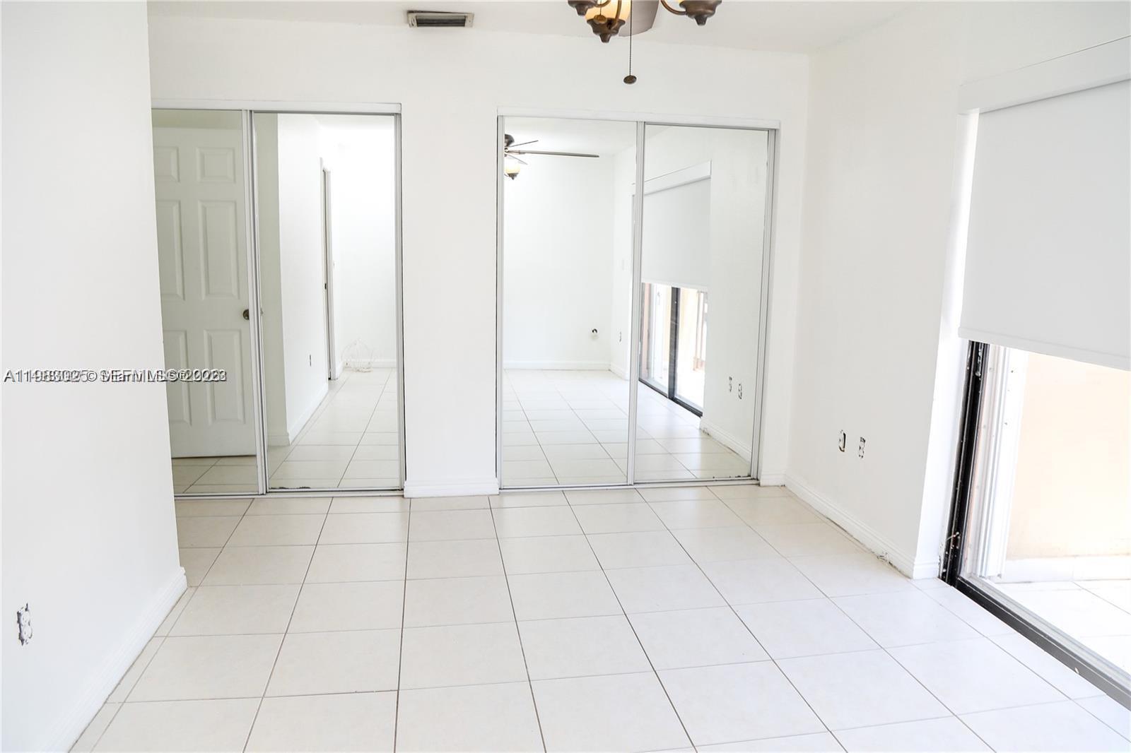 KENDALE WOODS NORTH CONDO - Residential