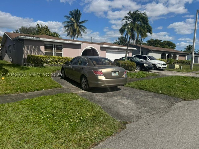 SUNRISE GOLF VILLAGE SEC - Residential