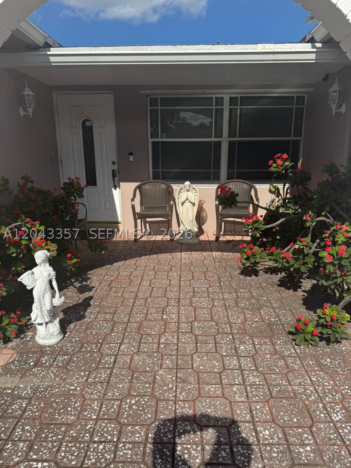 SUNRISE GOLF VILLAGE SEC - Residential
