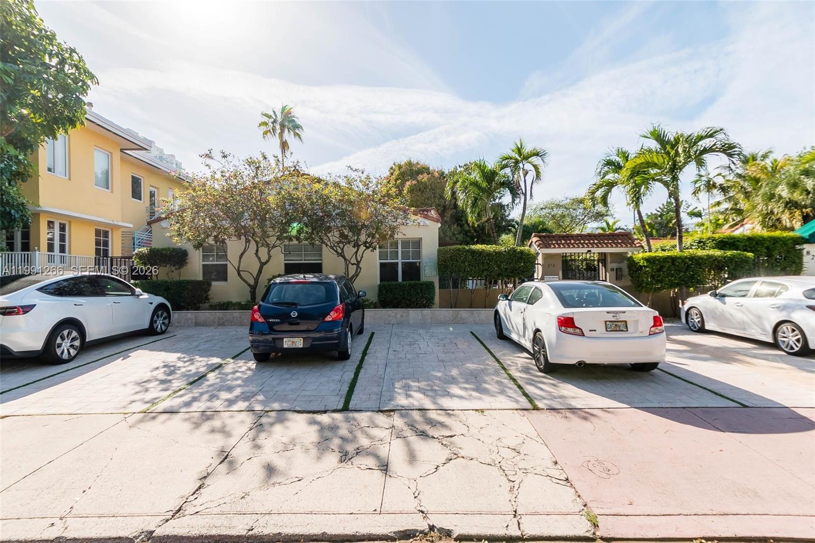 LENOX MANOR - Residential Lease