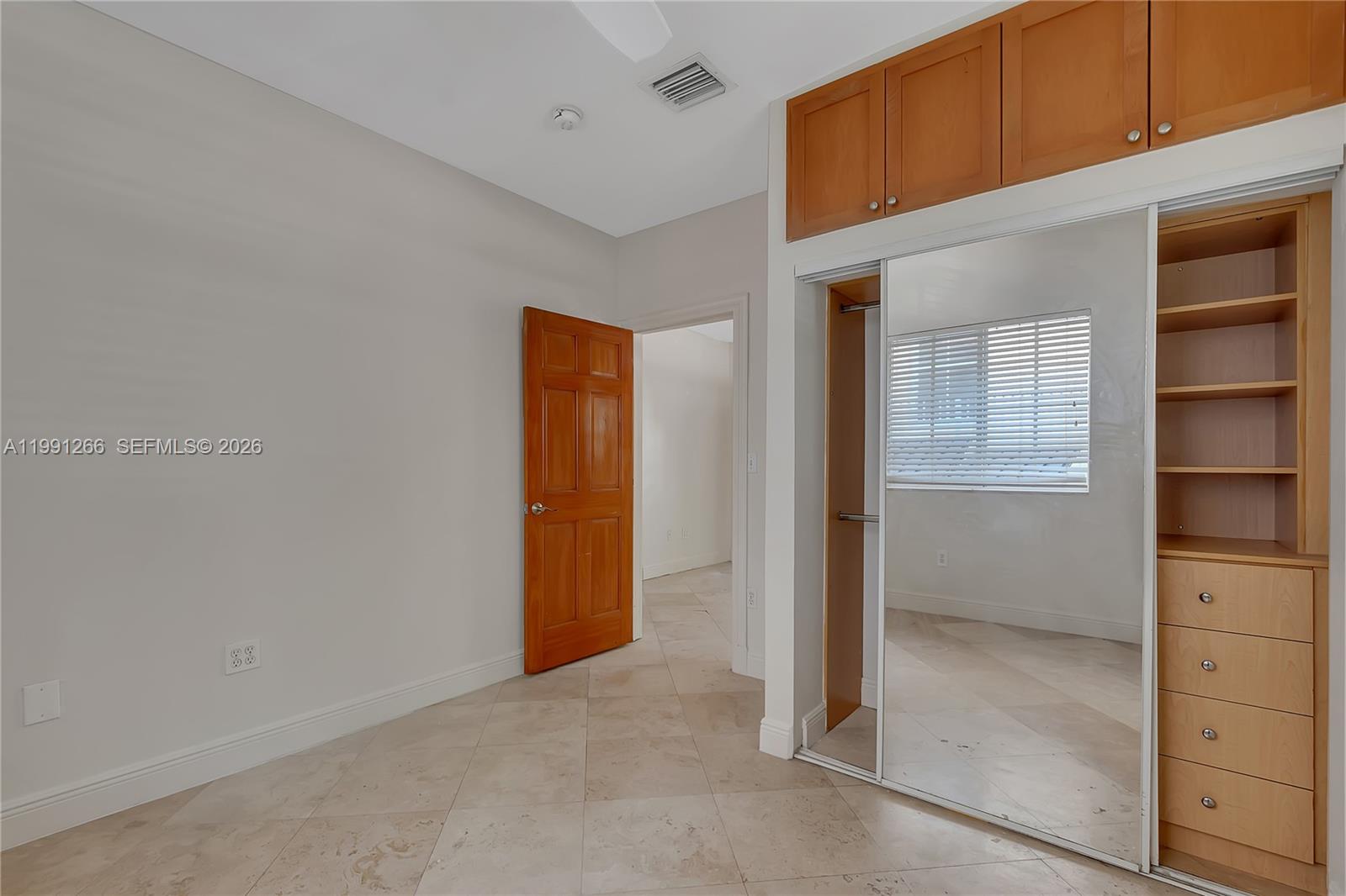 LENOX MANOR - Residential Lease