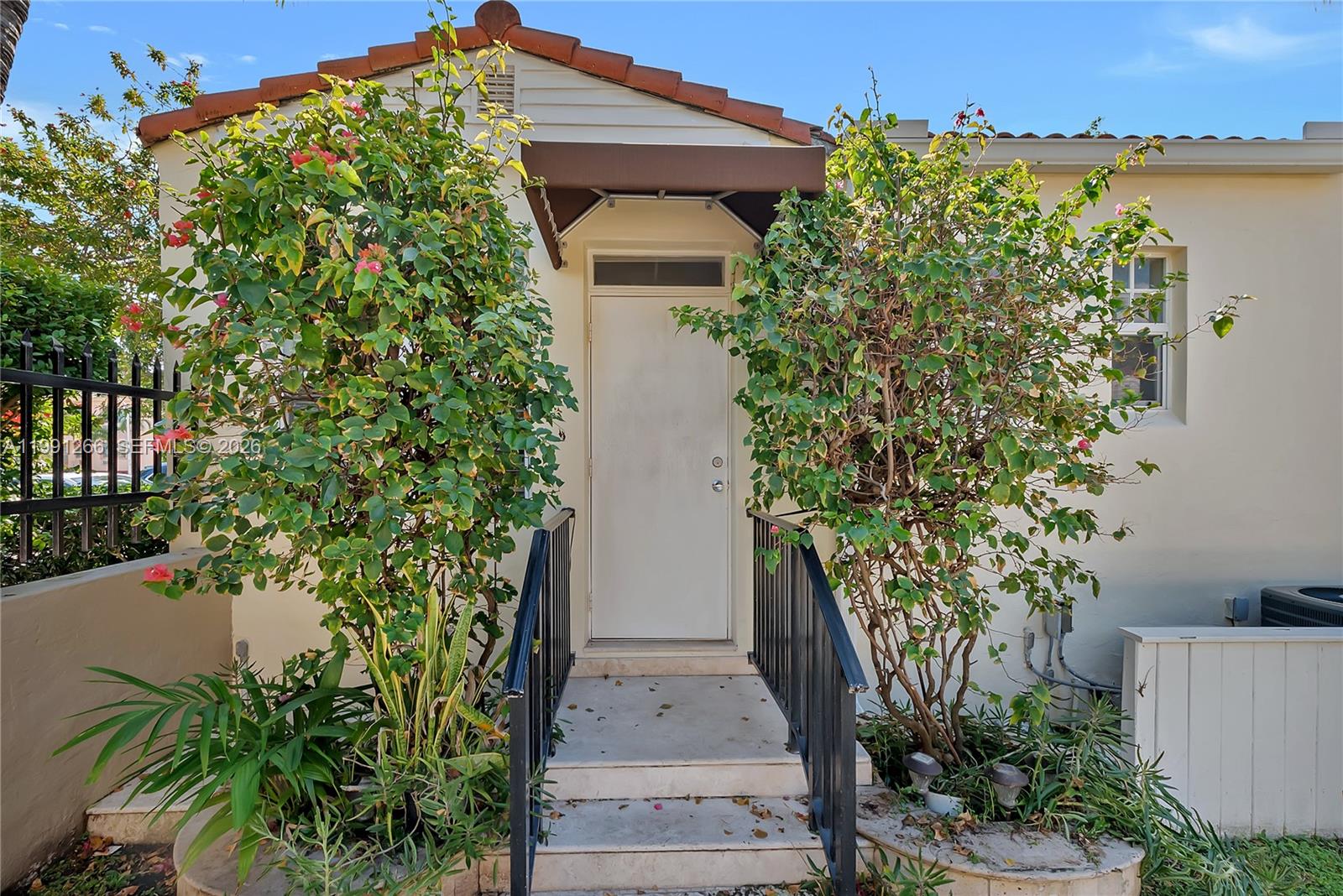Gated Mediterranean style one bed, one bath with a charming end unit with windows in livingroom and kitchen, granite countertops, stainless steel refrigerator, gas stove, dishwasher, central A/C washer and dryer. Relax outside in the courtyard in this quiet neighborhood. Walk to Flamingo Park, Alton Rd , Whole Foods and restaurants The community has parking on a first come availablity. Rapid approval.