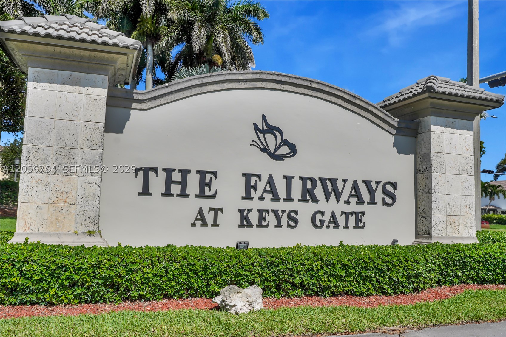 PALM ISLE ESTATES - Residential