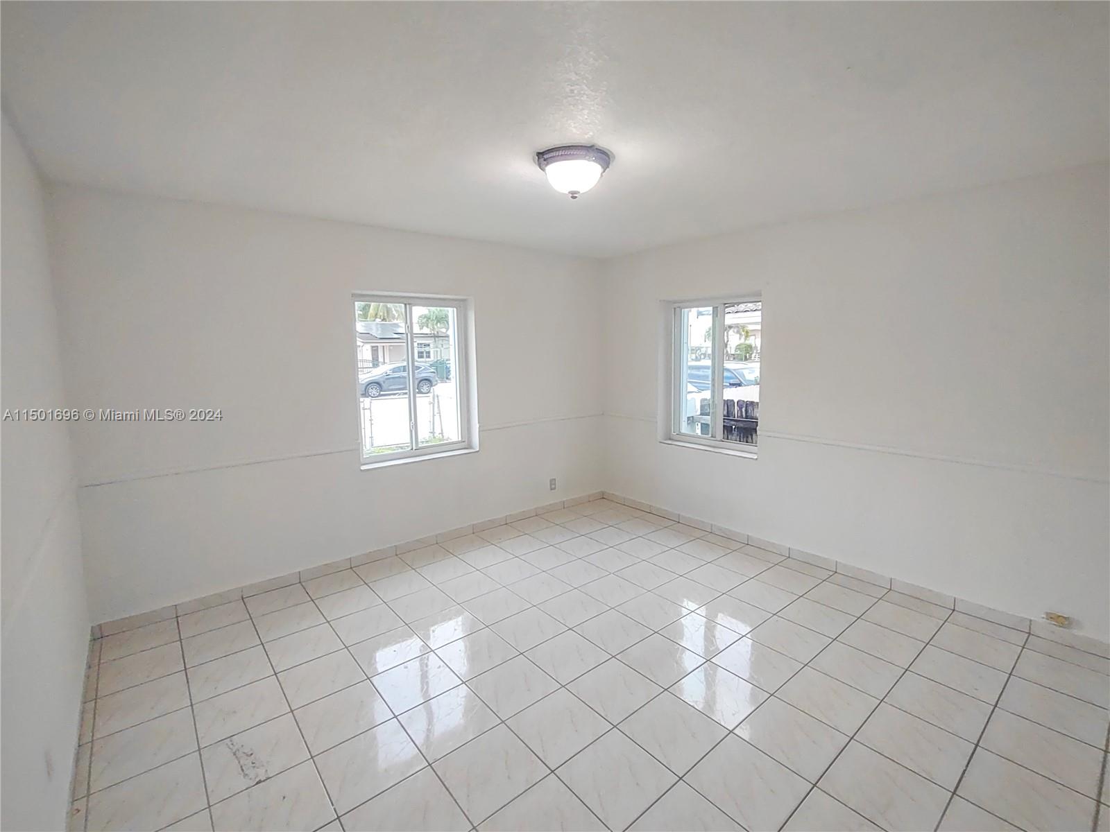 TOWN OF HIALEAH 1 ADDN AM - Residential Lease
